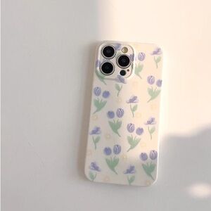 Floral Pattern Phone Case - White and Purple